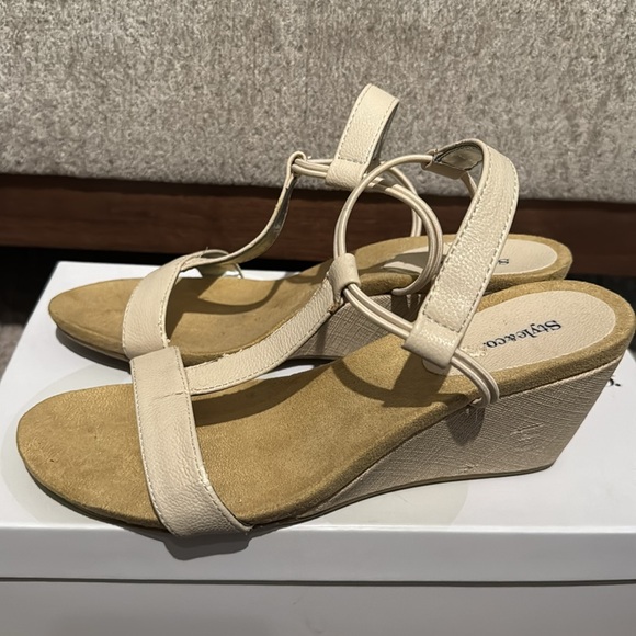 Style & Co. Cream Wedges - Picture 5 of 7